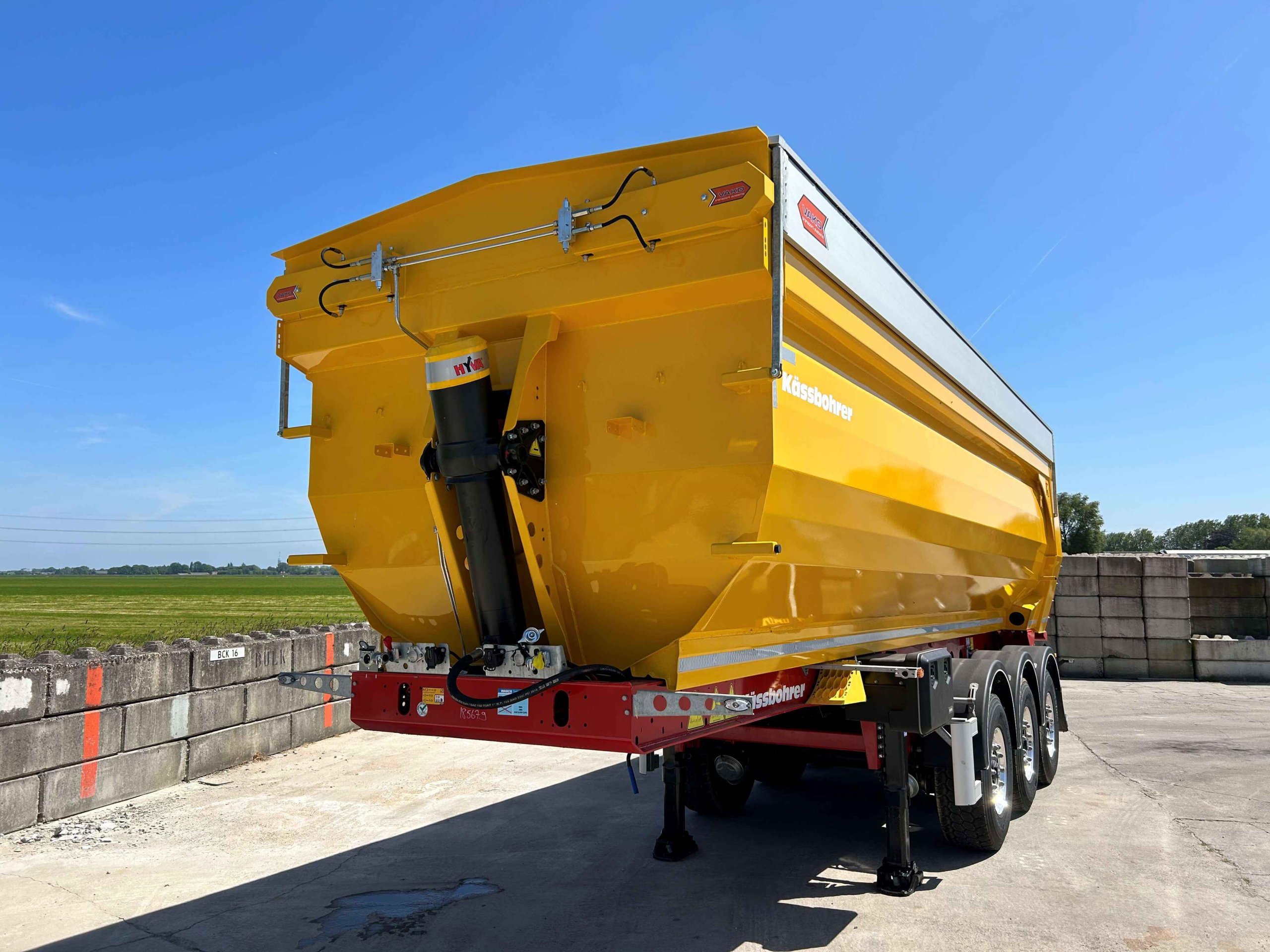 VAKO Transport Systems B.V. - Maatwerk Container Handling Systemen: Wanneer Loont Maatwerk Engineering?